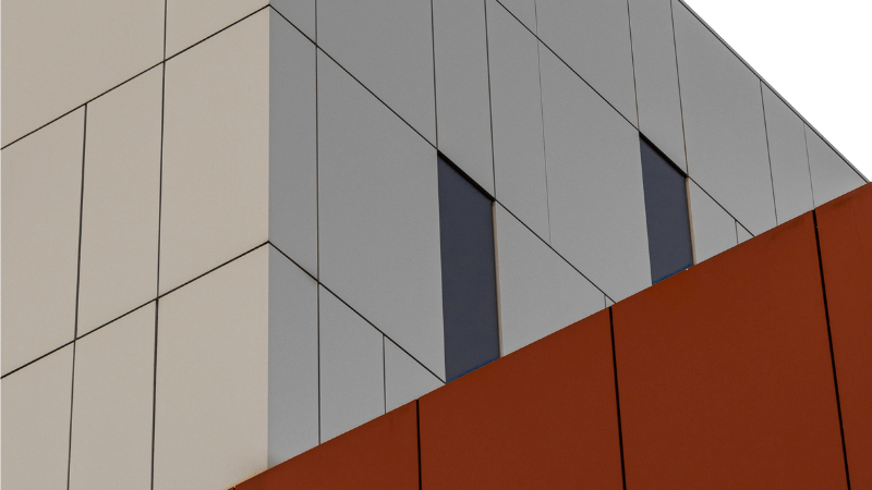 Fachada premium com ACM guia para acabamento sofisticado