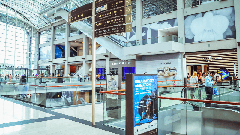 Como especificar materiais para comunicação visual em shoppings
